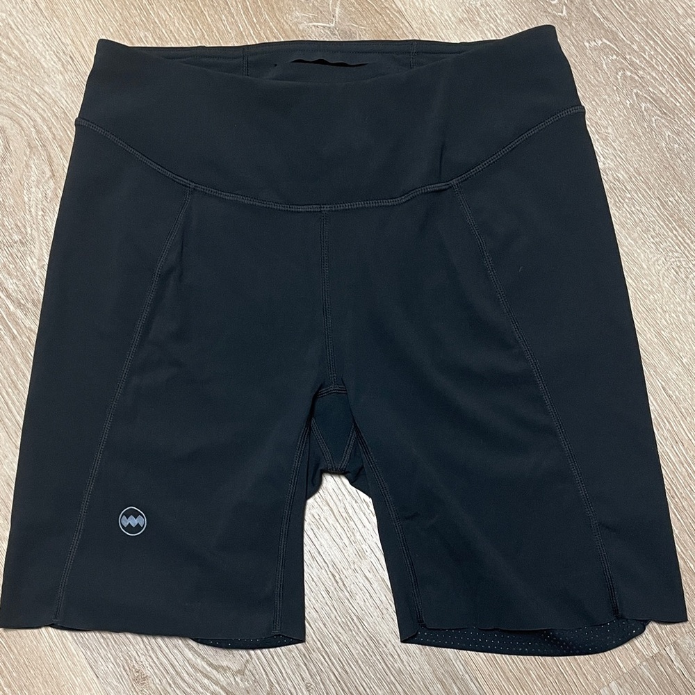 Janji Women's 7” Groundwork Knit Shorts M